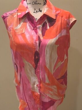 Maison D Amelie Abstract Print Blouse Sleeveless Button Front Pink Orange